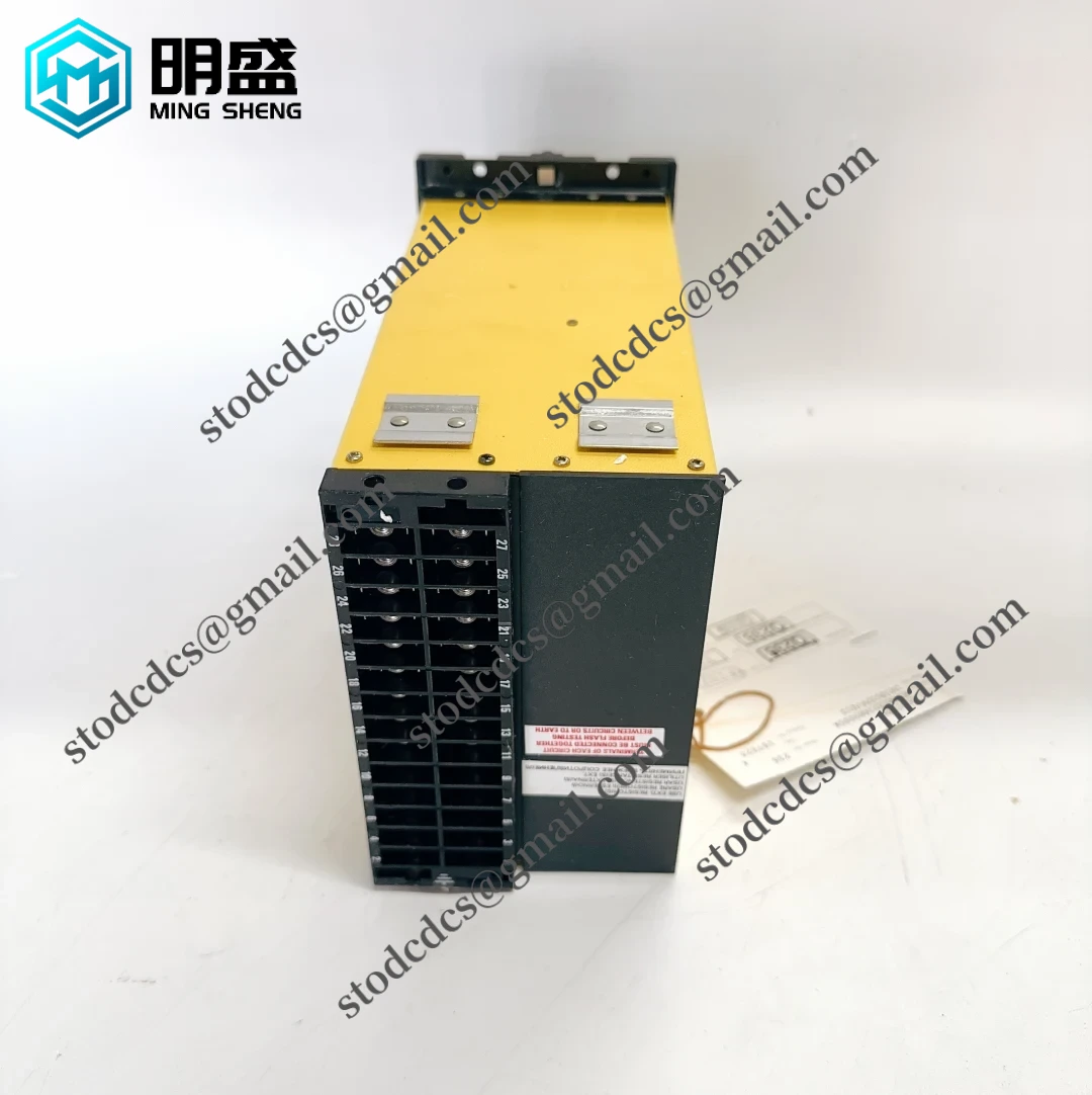 KOLLMORGEN MCHN02D1AB0005A 控制模块