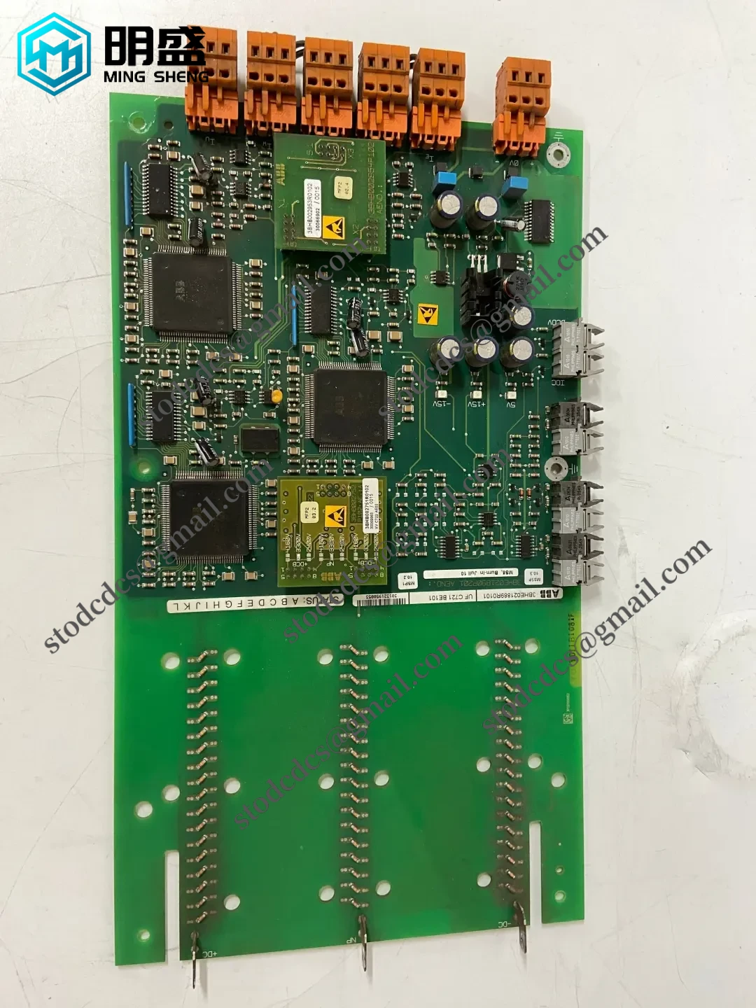 UFC721BE101_3BHE021889R0101_1.webp ABB UFC721BE101 控制模块