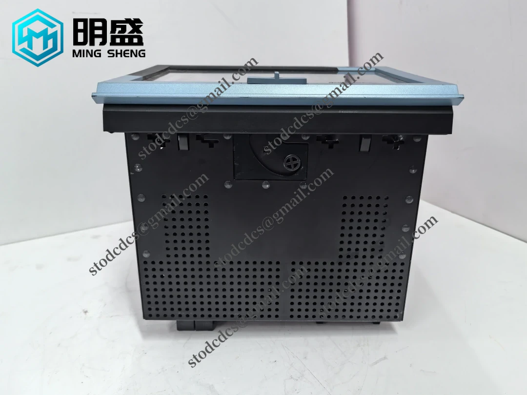 GE_SR469_469-P5-HI-A20-E_2.webp GE Multilin SR469 469-P5-HI-A20-E 电机管理继电器