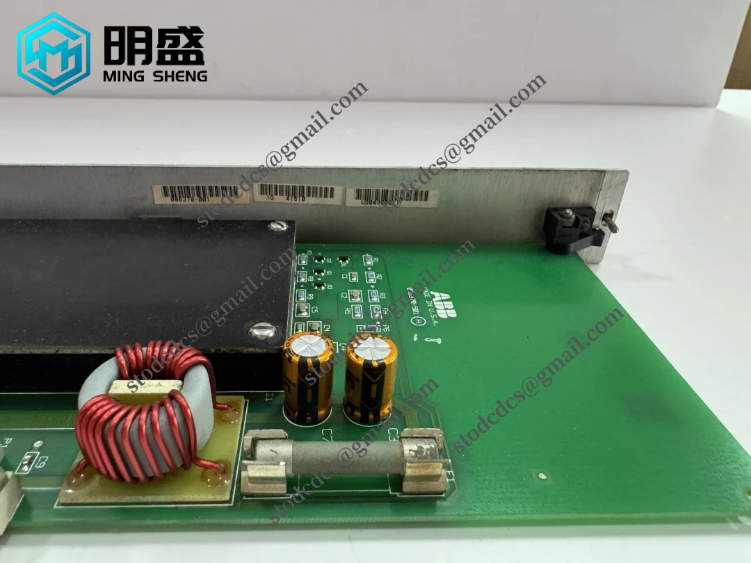 ABB_086370-001_6.webp ABB 086370-001 控制模块 电路板