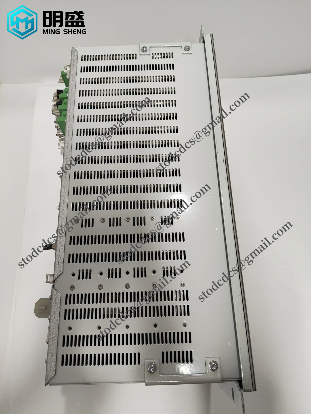 ABB_REB670_1MRK002820-AC_3.webp ABB REB670 1MRK002820-AC 工业自动化控制模块