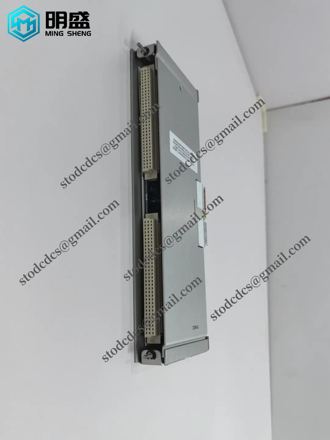 Bently_350054_133396-01_7.webp BENTLY 350054 133396-01 工业传感器模块