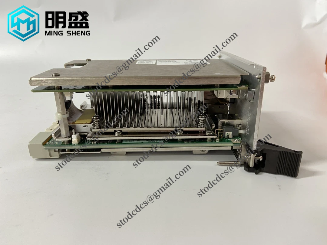 PXIE-8840QC_3.webp NI PXIE-8840QC 工业级四核嵌入式控制器