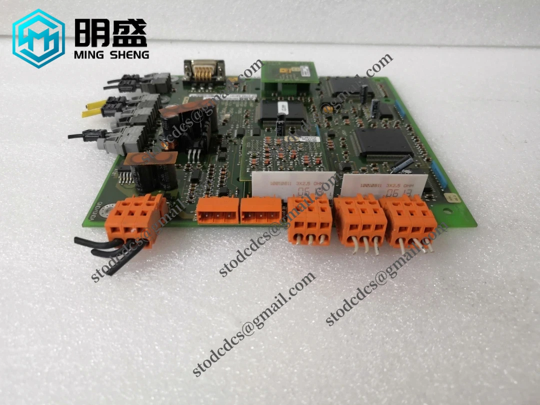 ABB_UFC762AE101_3BHE006412R0101_4.webp ABB UFC762AE101 3BHE006412R0101 工业控制器模块