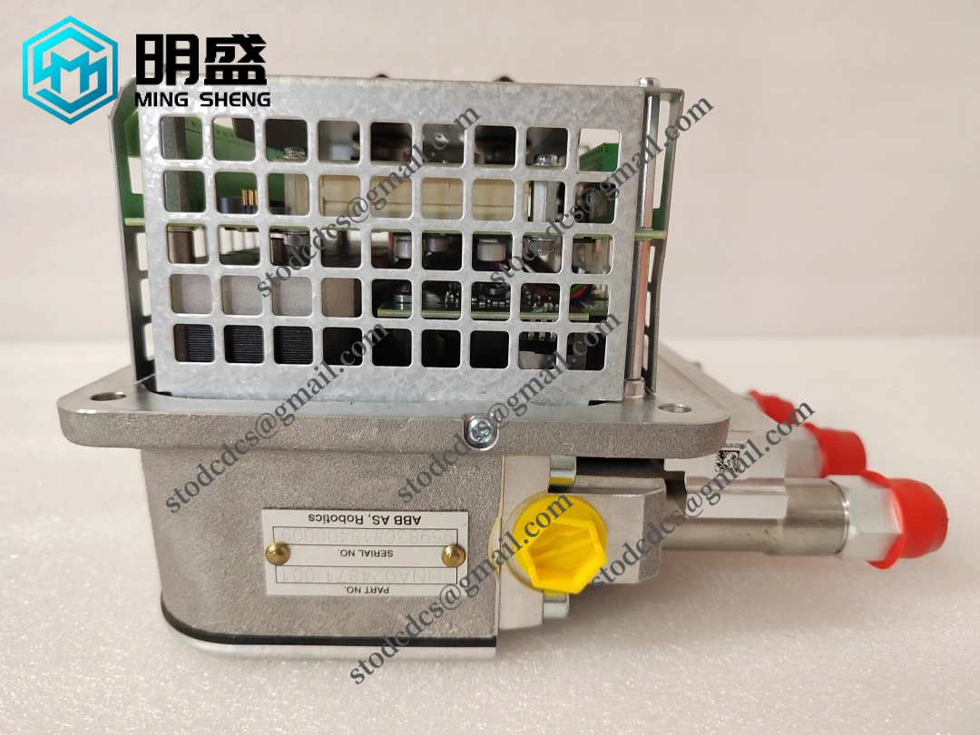 ACU-01B_3HNA024871-001_03_2.webp ABB ACU-01B 3HNA024871-001 03 控制模块