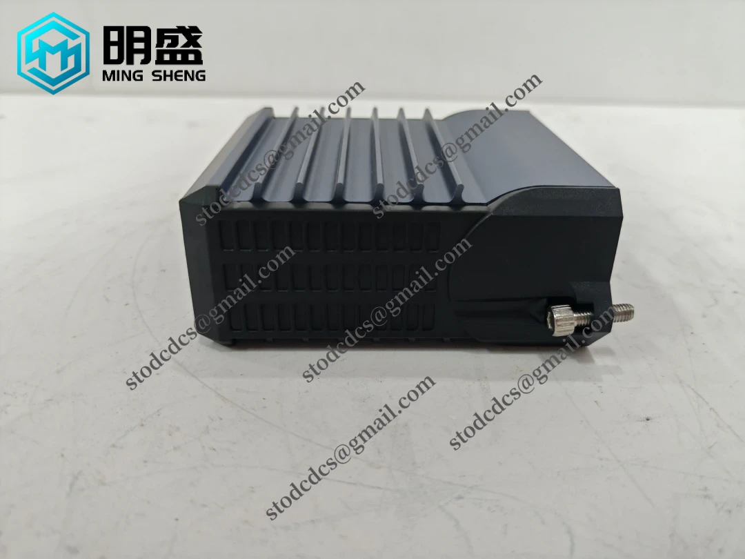 FOXBORO_FBM202_P0926EQ_4.webp 福克斯博隔离热电偶模块 Foxboro FBM202 P0926EQ